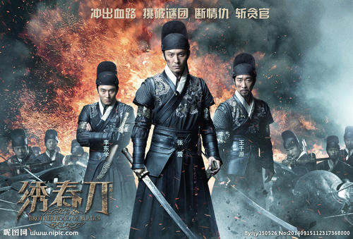 高中毕业证照片穿什么衣服